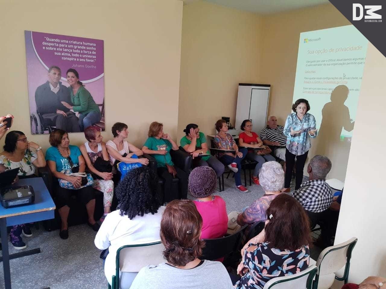 Roda de Conversa no Centro de Convivência da Pessoa Idosa