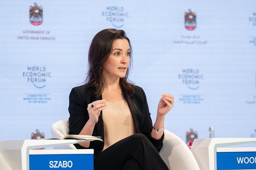 Ilona Szabó brilha no Fórum Econômico Mundial em Dubai