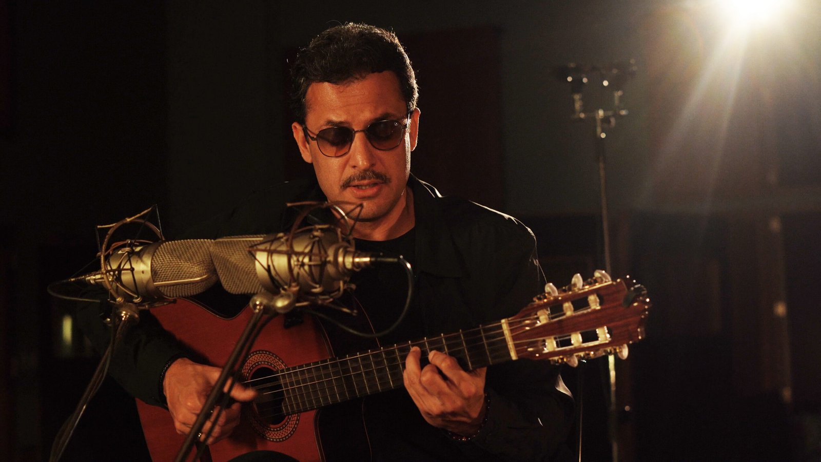 João Sabiá lança “Mesmo Que Seja Longe”, primeiro single do novo álbum João Sabiá lança “Mesmo Que Seja Longe”, primeiro single do novo álbum