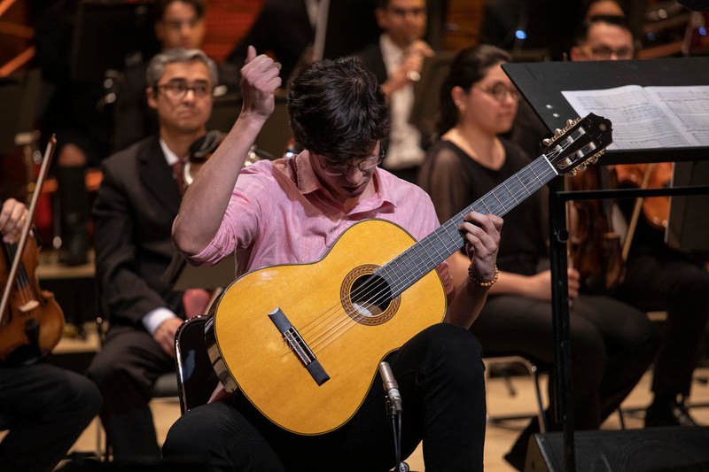 Jovem violonista de Niterói, Bernardo Jannuzzi participa do Prelúdio, da TV CULTURA