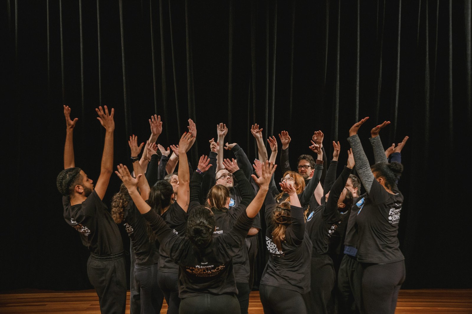 Espetáculo “CORPOMUNDO” celebra a inclusão e a diversidade no palco