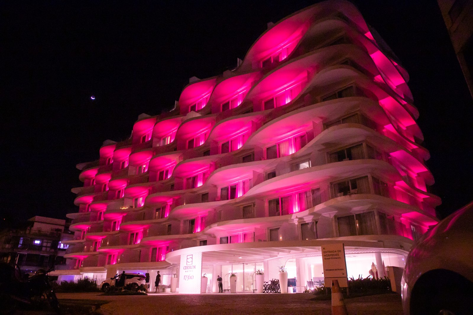 CDesign Hotel apresenta ação especial para o Outubro Rosa