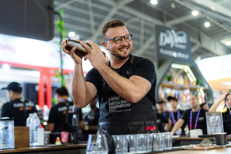 Brasileiro vence concurso mundial de mestre barista