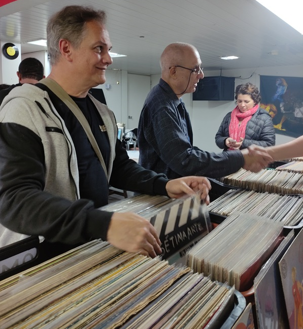 Dia 14 de junho tem o 10o Encontro de Vinil em Nova Friburgo, na Usina Cultural Dia 14 de junho tem o 10o Encontro de Vinil em Nova Friburgo, na Usina Cultural